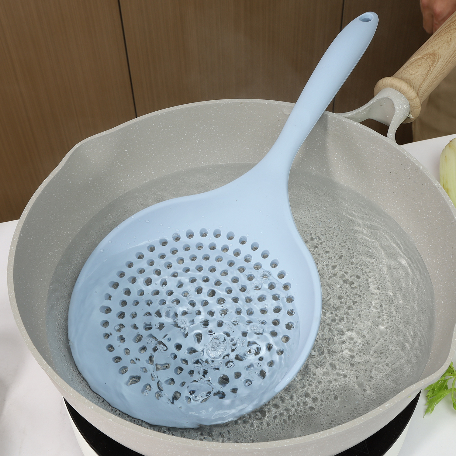 硅膠廚具，硅膠制品是否可以引領(lǐng)潮流