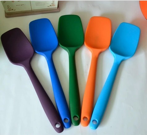 嬰兒硅膠勺哪個廠家質(zhì)量好